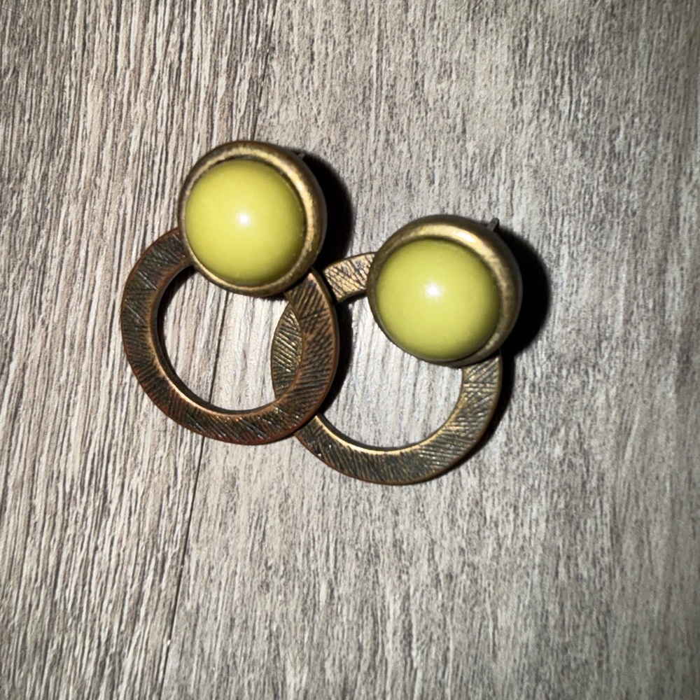 Chic Multicolor Earring Collection - Picture 3 of 8